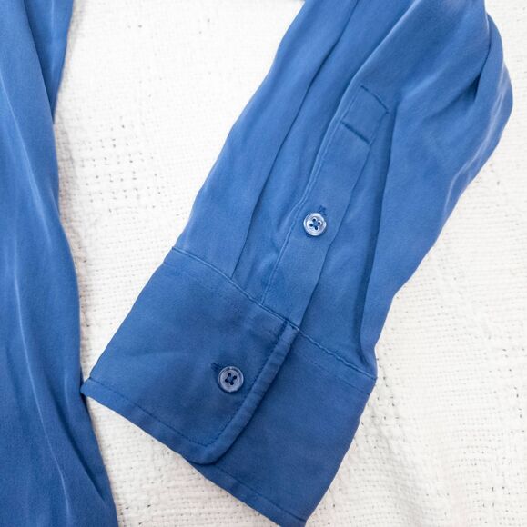 Quince Blouse Womens Large Blue Button-Down Flowy Silky Feel Modern Chic - Picture 8 of 8